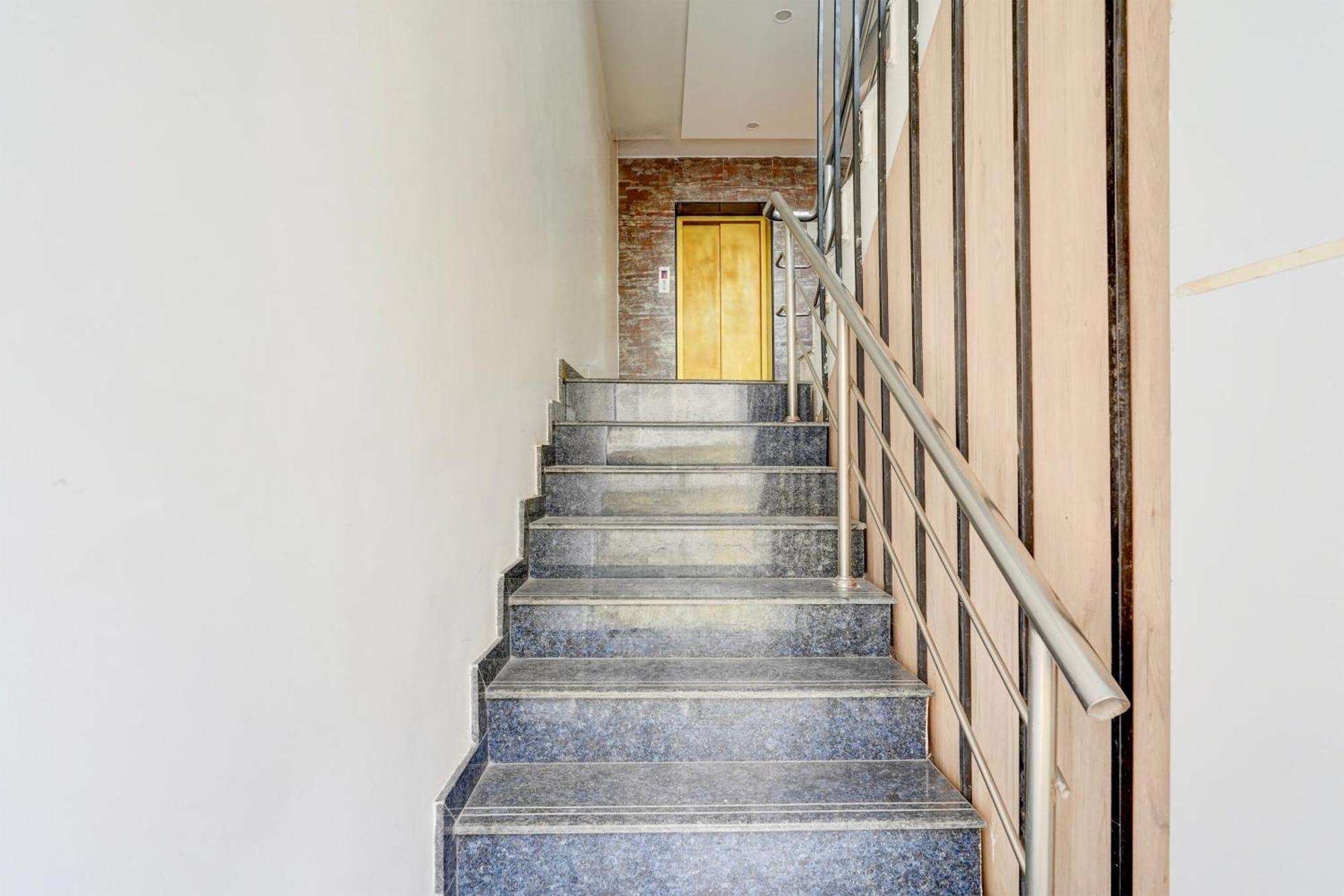 Townhouse Oriental Inn Ченнаи Экстерьер фото
