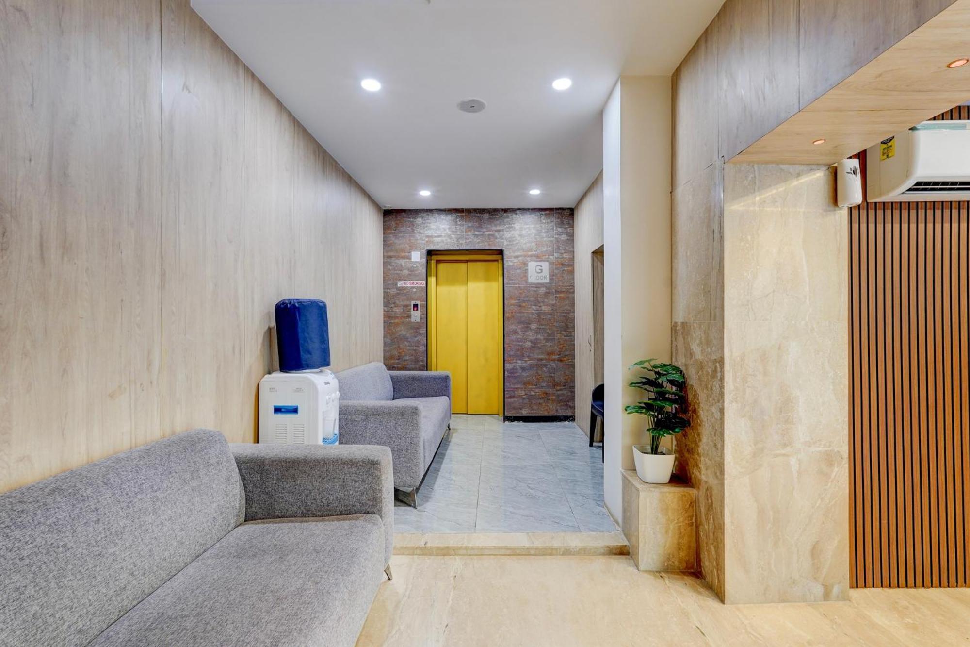 Townhouse Oriental Inn Ченнаи Экстерьер фото